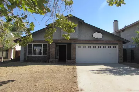 2625 Bottle Tree Dr, Palmdale, CA 93550 photo 1