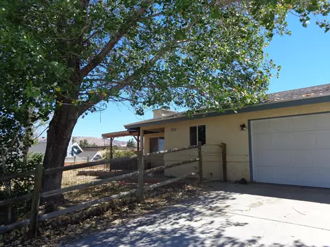 22110 Buena Vista St, Tehachapi, CA 93561 photo 1