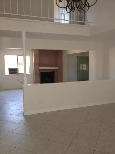 1648 Ave J 12 E, Lancaster, CA 93535 photo 6