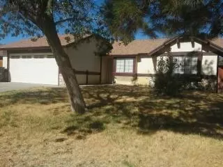 38201 Palms Pl, Palmdale, CA 93552 photo 2