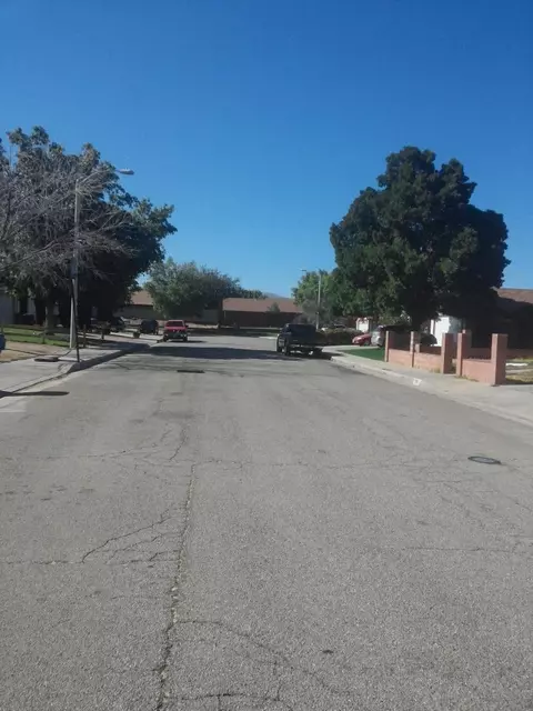 38201 Palms Pl, Palmdale, CA 93552 photo 13
