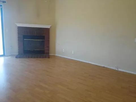 38201 Palms Pl, Palmdale, CA 93552 photo 4
