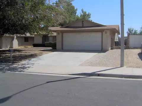 37310 27th St E, Palmdale, CA 93550 photo 1