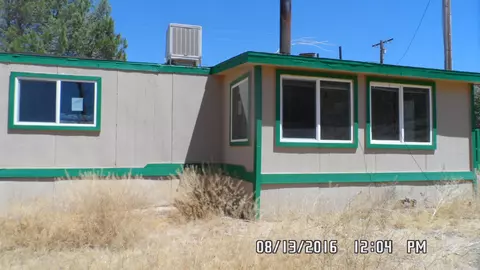 9900 Juniper Way, Tehachapi, CA 93561 photo 2