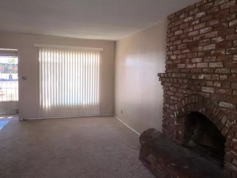 44937 5th St E, Lancaster, CA 93535 photo 3