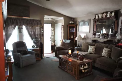 45852 York Pl, Lancaster, CA 93534 photo 14
