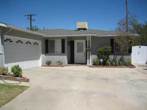 37534 4th St E, Palmdale, CA 93550 photo 1