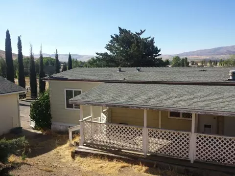 1195 Arabian Dr, Tehachapi, CA 93561 photo 8