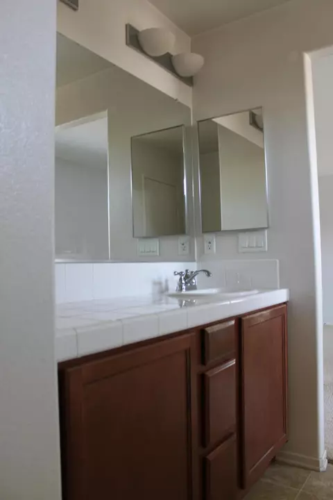3046 Lingard St E, Lancaster, CA 93535 photo 6