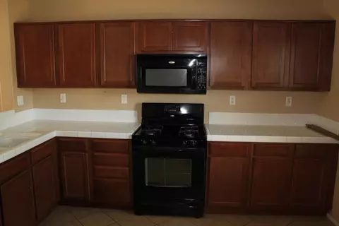 3046 Lingard St E, Lancaster, CA 93535 photo 10