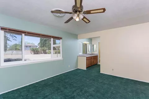 43925 Fenner Ave, Lancaster, CA 93536 photo 9