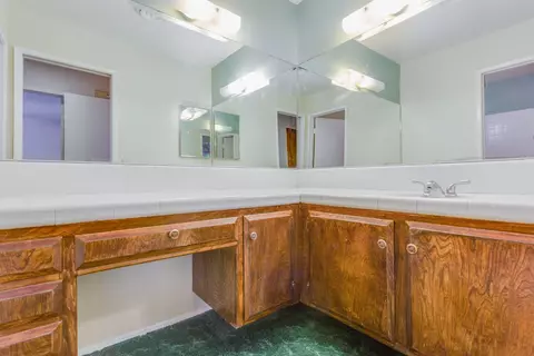 43925 Fenner Ave, Lancaster, CA 93536 photo 13