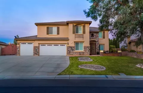 41758 Firenze St, Quartz Hill, CA 93536 photo 1