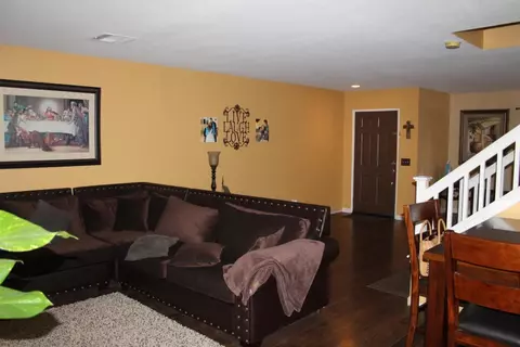 3312 Marbella Ln, Palmdale, CA 93550 photo 5