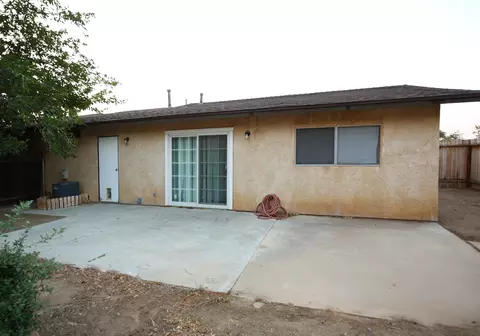 6802 Hemp Ct, Quartz Hill, CA 93536 photo 11