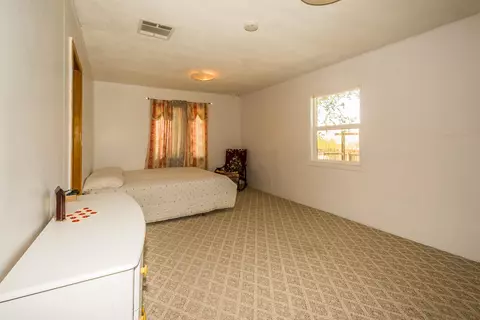 16560 Avenue J E, Lancaster, CA 93535 photo 20