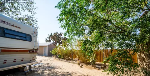 16560 Avenue J E, Lancaster, CA 93535 photo 31