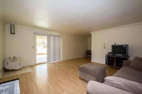 16560 Avenue J E, Lancaster, CA 93535 photo 6