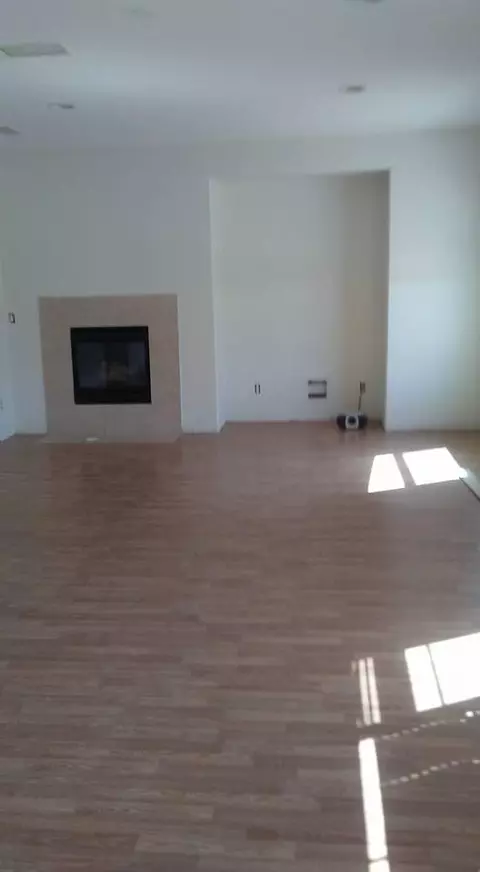 37941 67th St E, Palmdale, CA 93552 photo 3