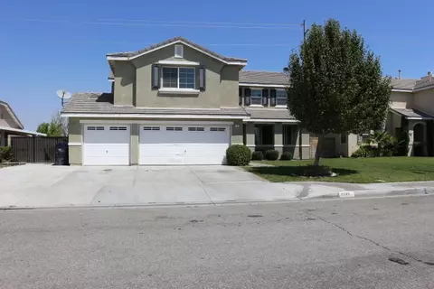4545 Jade Ct, Lancaster, CA 93536 photo 1