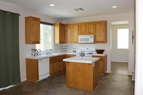 4545 Jade Ct, Lancaster, CA 93536 photo 12