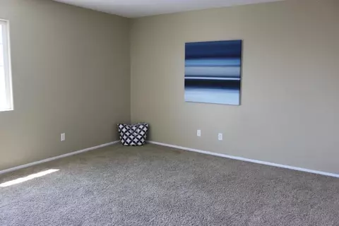 4545 Jade Ct, Lancaster, CA 93536 photo 18