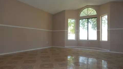 3610 Avocado Ln, Palmdale, CA 93550 photo 4