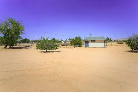 21350 Standing Rock Ave, Apple Valley, CA 92307 photo 28