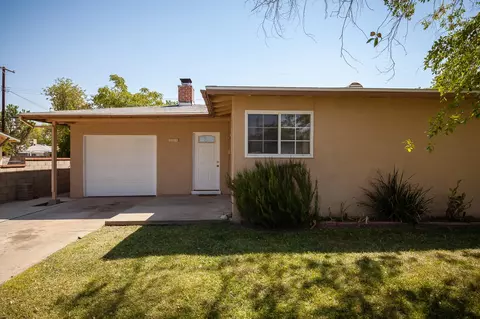 44130 Gadsden Ave, Lancaster, CA 93534 photo 2