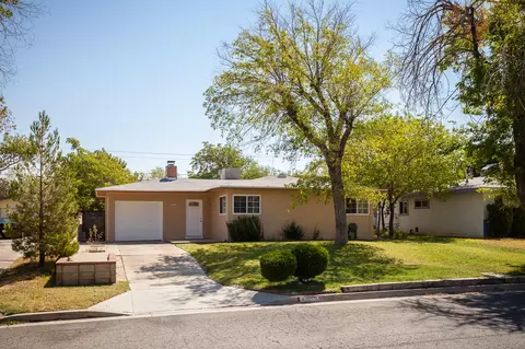 44130 Gadsden Ave, Lancaster, CA 93534 photo 1