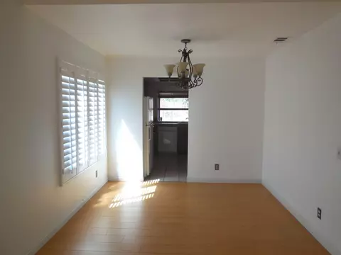 447 Alamosa Ave, Palmdale, CA 93551 photo 3