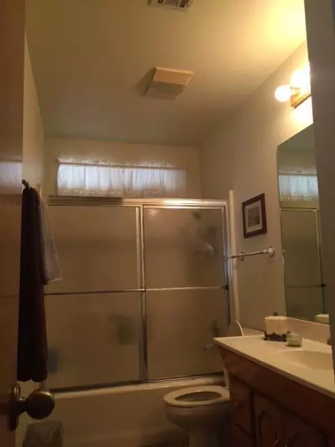 15070 Avenue G E, Lancaster, CA 93535 photo 17