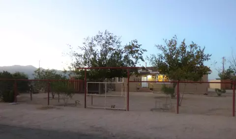 6101 Sespe Ave, Mojave, CA 93501 photo 3