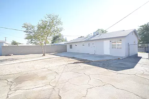 38708 36th St E, Palmdale, CA 93550 photo 17