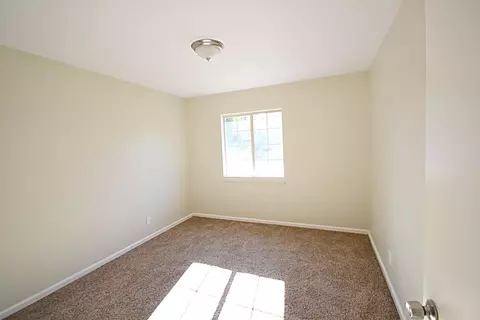38708 36th St E, Palmdale, CA 93550 photo 8