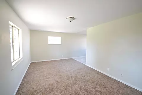 38708 36th St E, Palmdale, CA 93550 photo 3