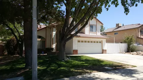 43700 16th St E, Lancaster, CA 93535 photo 3