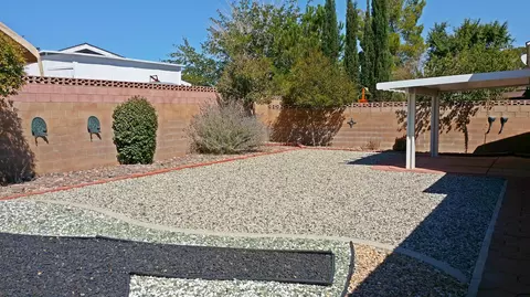 37841 28th St E, Palmdale, CA 93550 photo 8