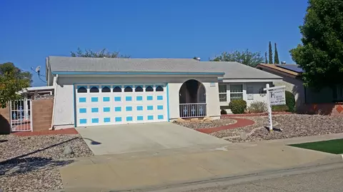 37841 28th St E, Palmdale, CA 93550 photo 3