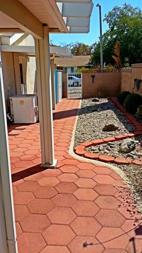 37841 28th St E, Palmdale, CA 93550 photo 9