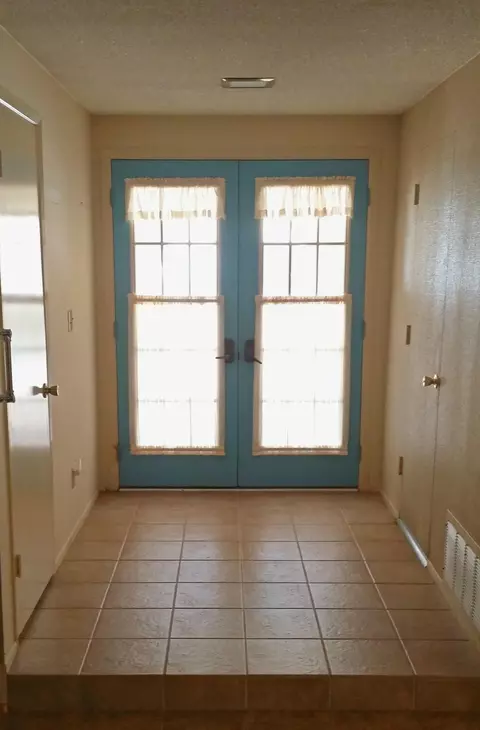 37841 28th St E, Palmdale, CA 93550 photo 10