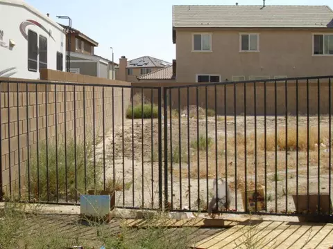 44014 Marbella St, Lancaster, CA 93536 photo 3