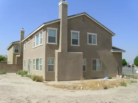 44014 Marbella St, Lancaster, CA 93536 photo 5