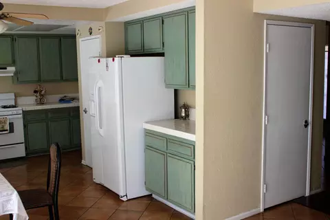 1314 Kildare St E, Lancaster, CA 93535 photo 8