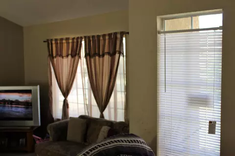 1314 Kildare St E, Lancaster, CA 93535 photo 7