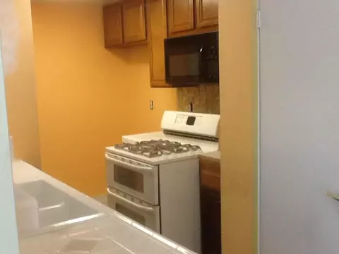 28159 Robin Ave, Santa Clarita, CA 91350 photo 6