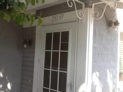 28159 Robin Ave, Santa Clarita, CA 91350 photo 8