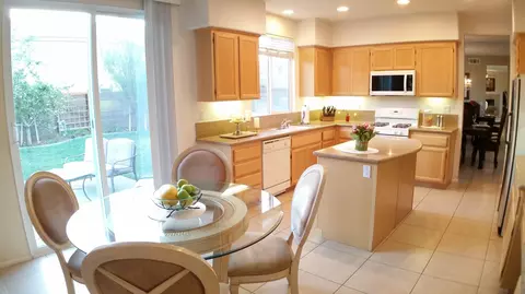 43363 Brandon Thomas Way, Lancaster, CA 93536 photo 13