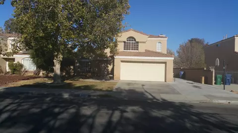44918 Benald St, Lancaster, CA 93535 photo 1