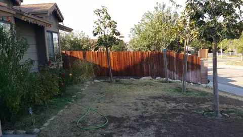 37441 18th St E, Palmdale, CA 93550 photo 3